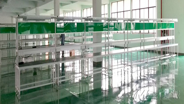 車(chē)間組裝工作臺(tái).