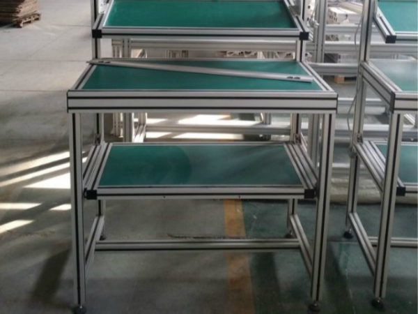 鋁型材工作臺哪家好？沒有對比就沒有傷害