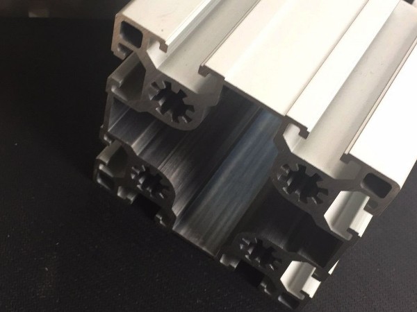 工業(yè)鋁型材在車(chē)間工廠里的應(yīng)用有哪些？